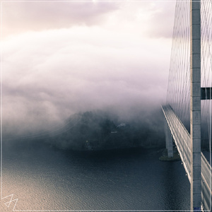 穿开档丝袜操逼逼
